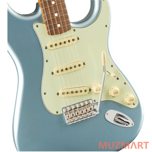 Fender Vintera '60s Stratocaster, Ice Blue Metallic Электрогитара